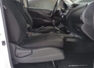 NISSAN FRONTIER SE 2026