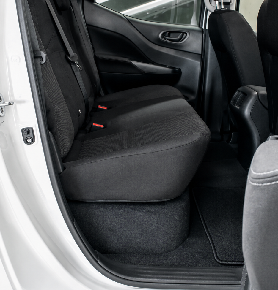 NISSAN FRONTIER SE 2026