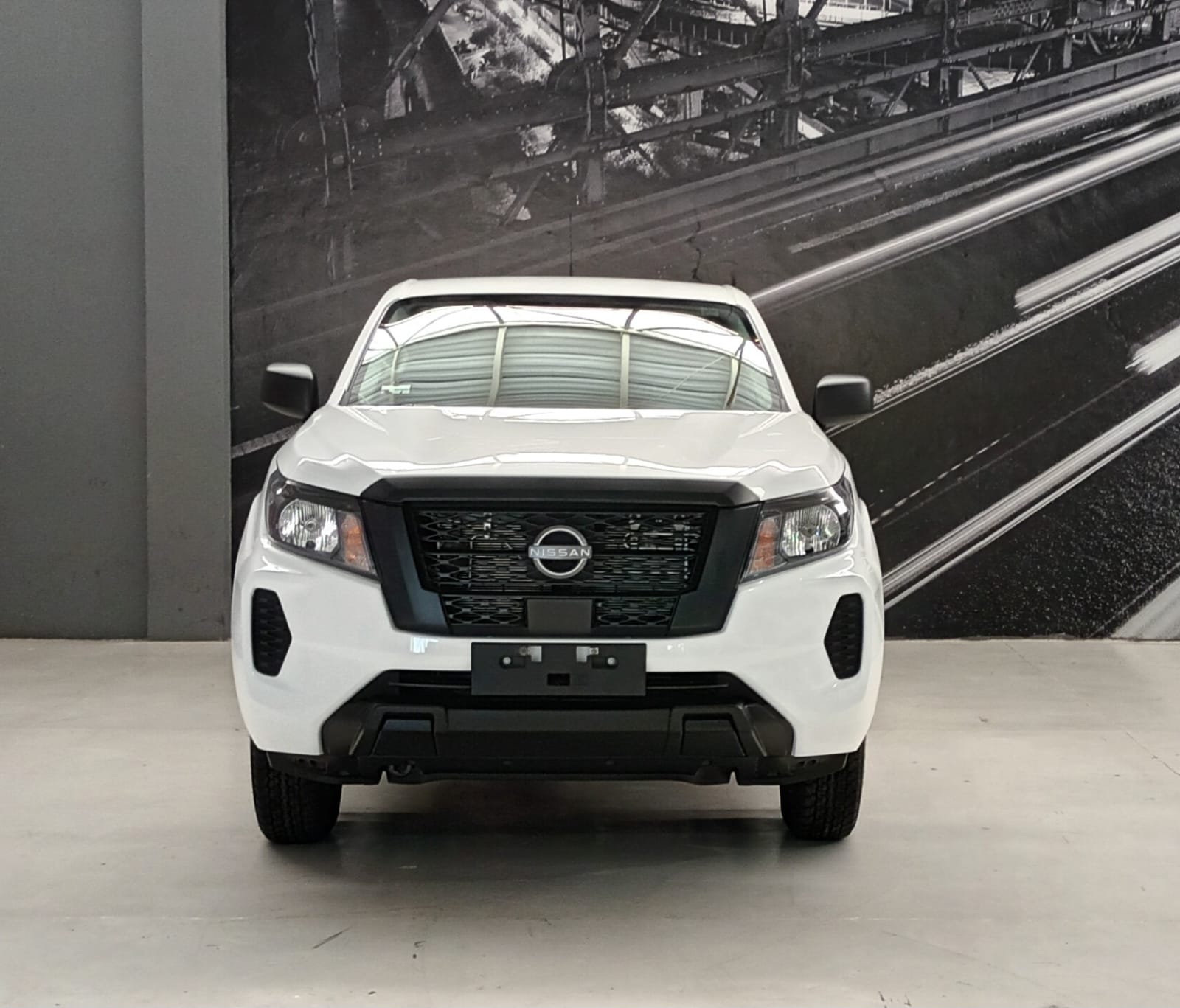 NISSAN FRONTIER SE 2026