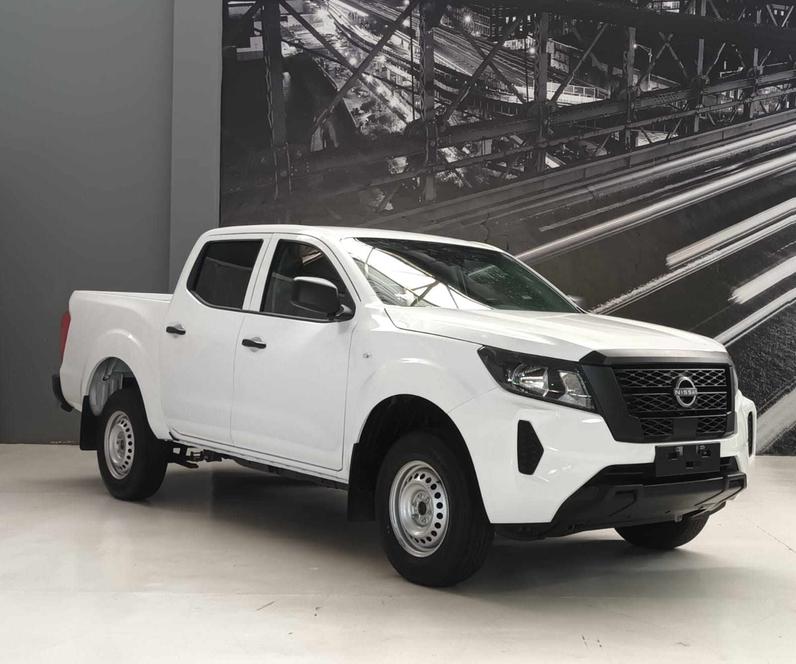 NISSAN FRONTIER SE 2026