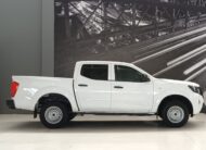 NISSAN FRONTIER SE 2026