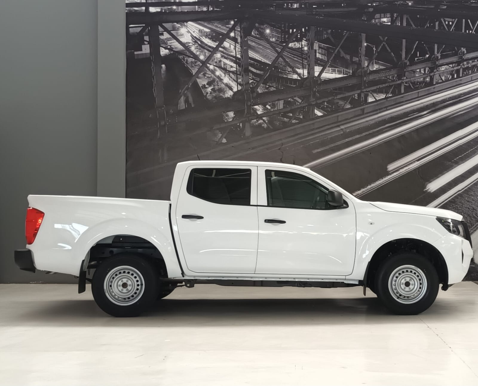 NISSAN FRONTIER SE 2026