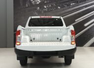 NISSAN FRONTIER SE 2026