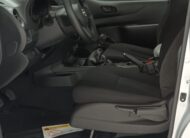 NISSAN NP300  2026