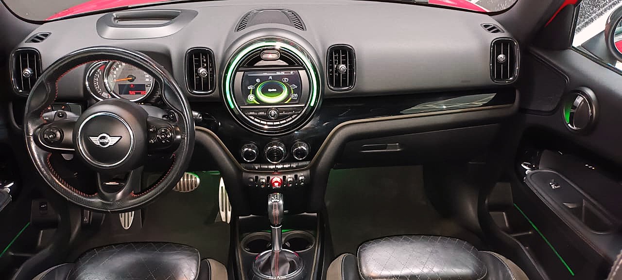 MINI COOPER COUNTRYMAN 2018