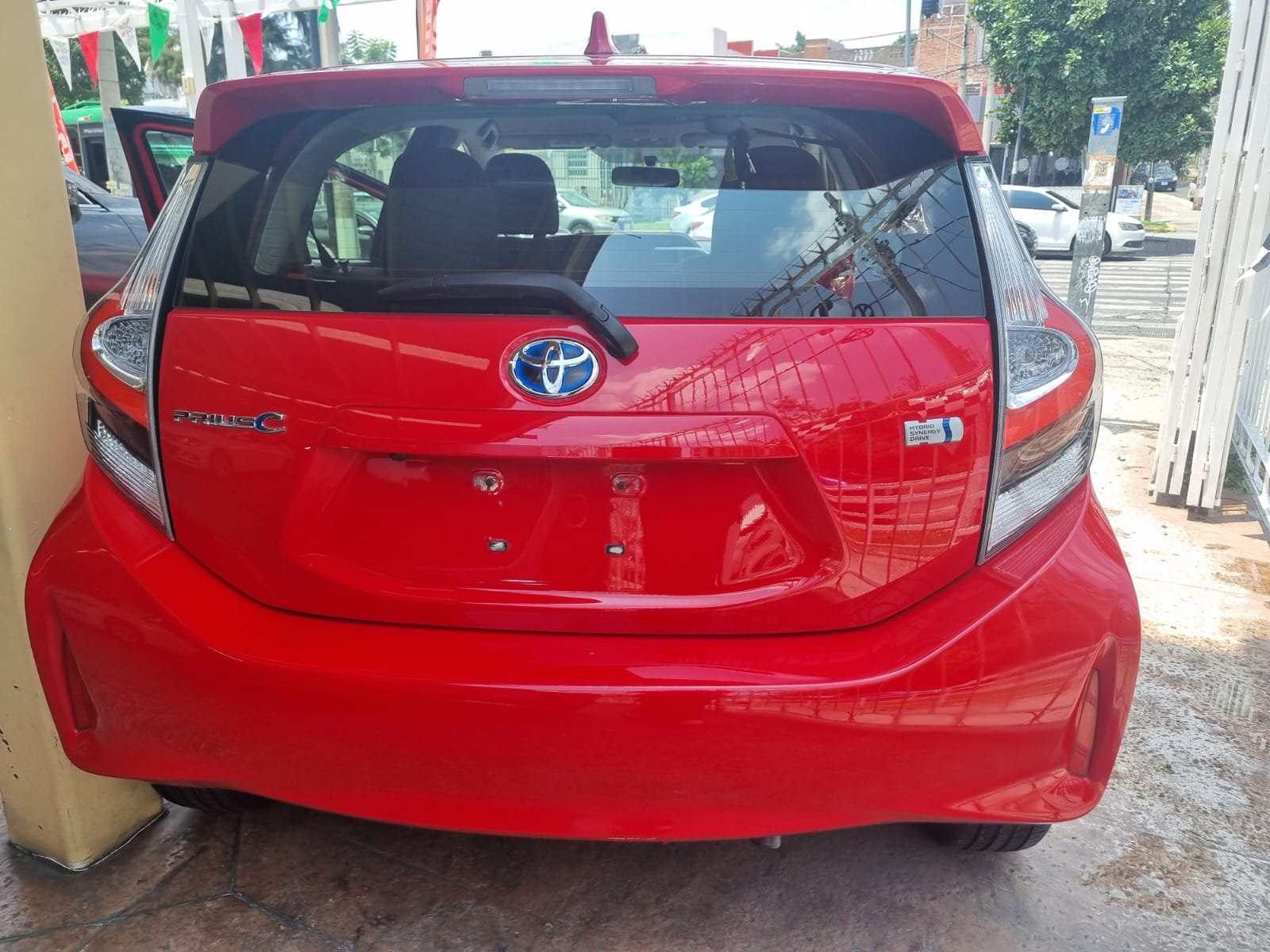 TOYOTA PRIUS CVT BASE 2021
