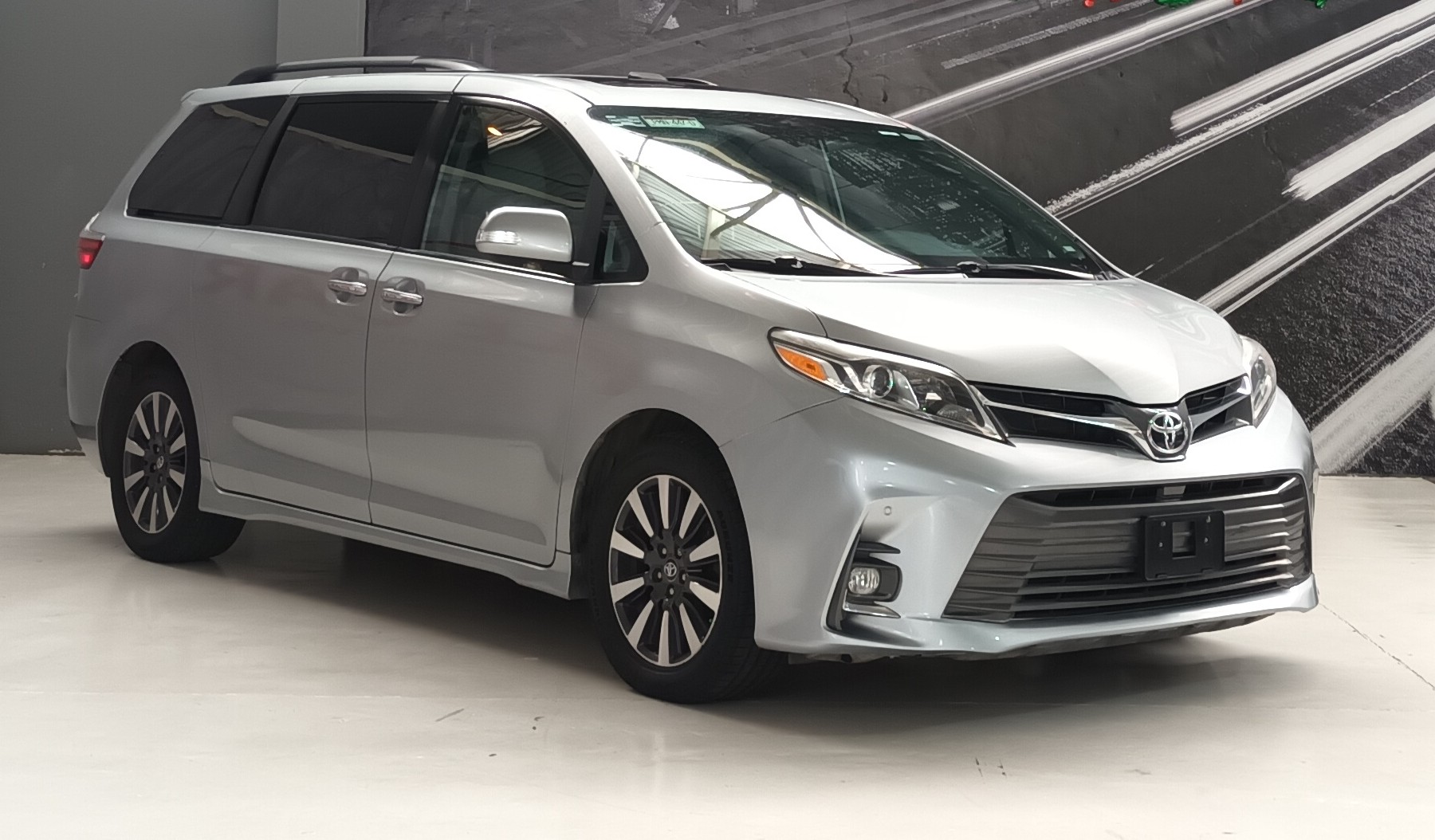TOYOTA SIENNA LIMITED 2020