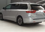 TOYOTA SIENNA LIMITED 2020