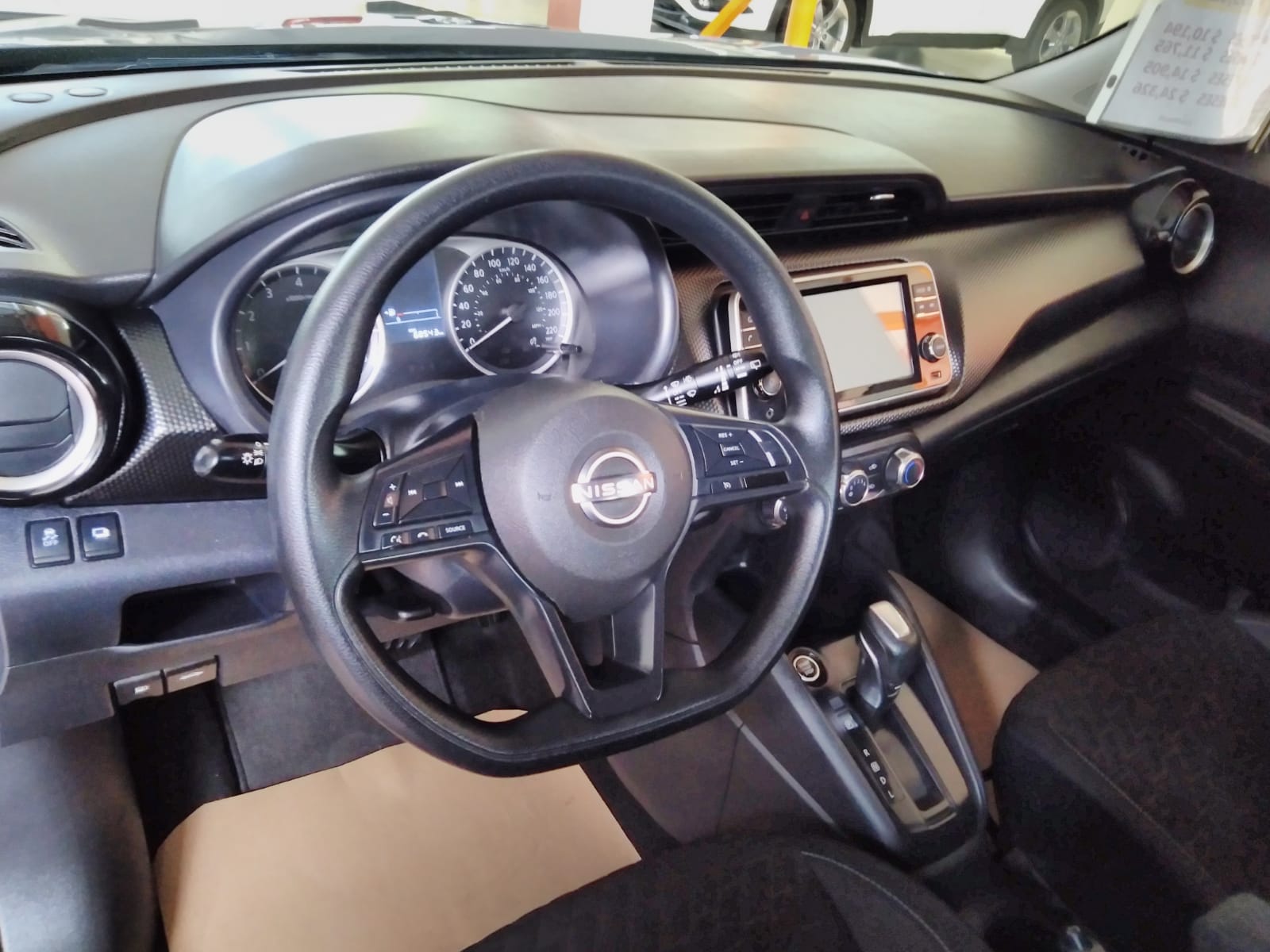 NISSAN KICKS 2024 ADVANCE