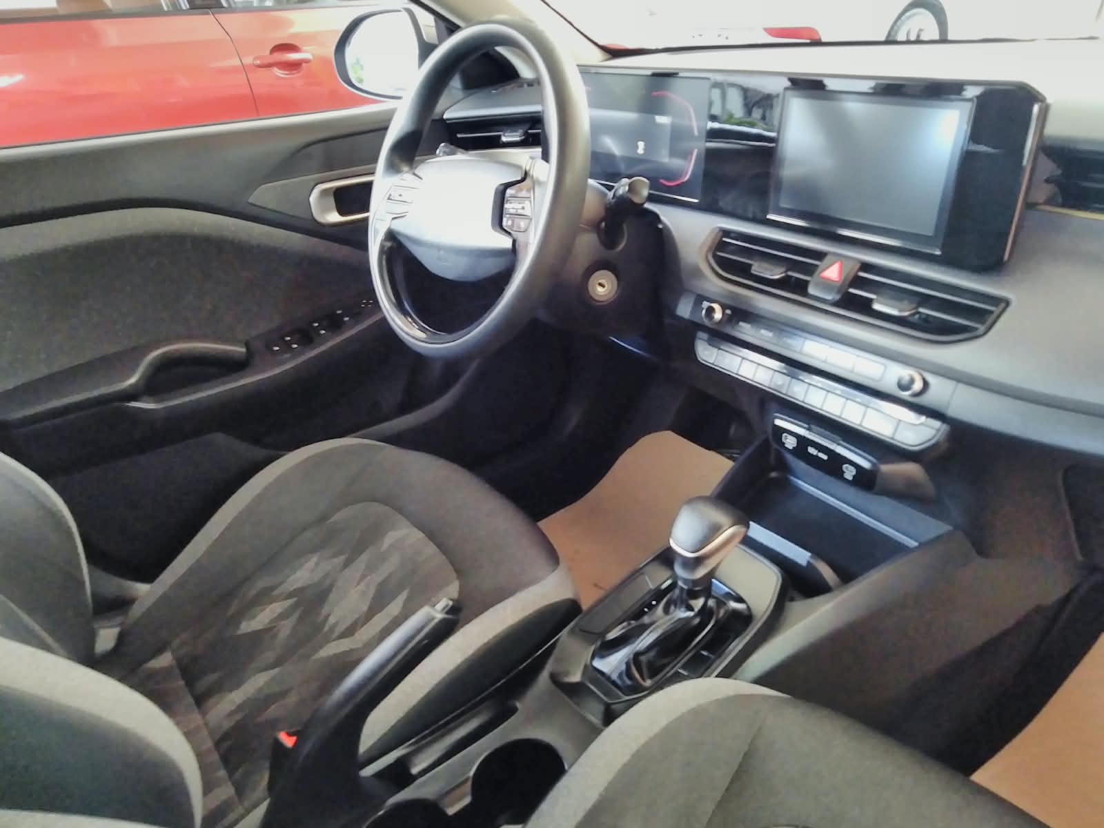 KIA K3 L 2024