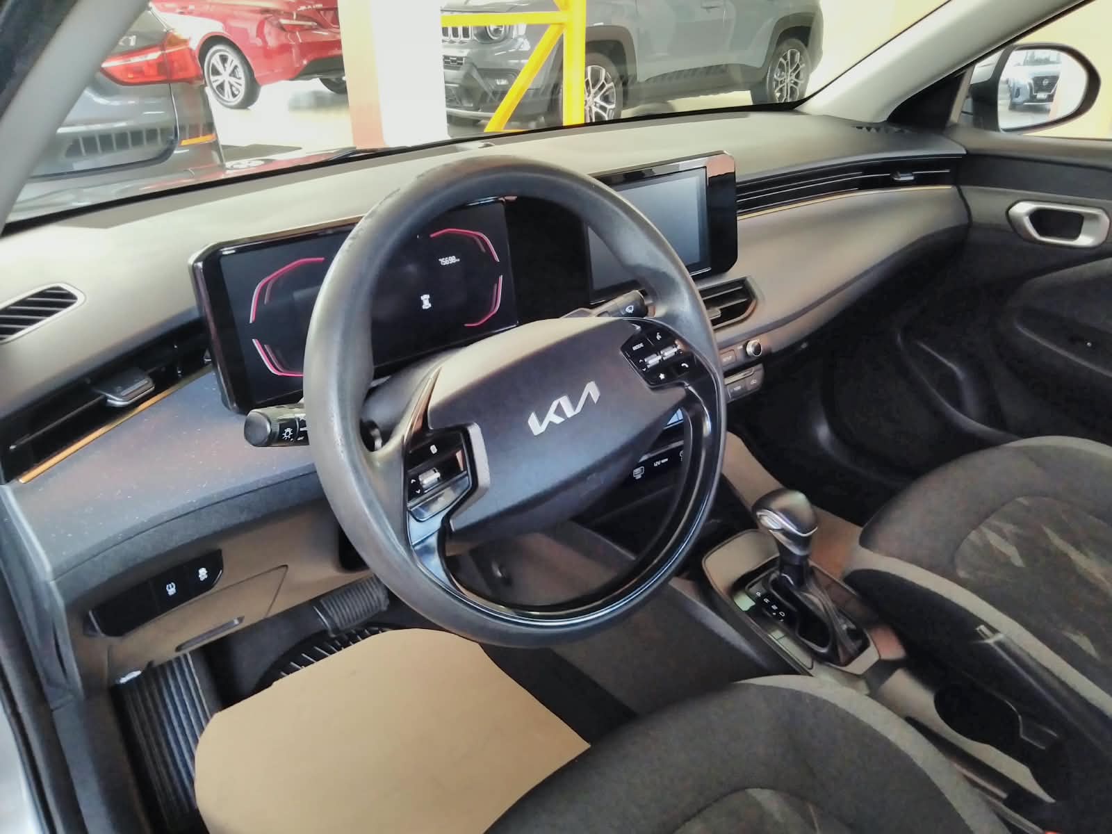 KIA K3 L 2024