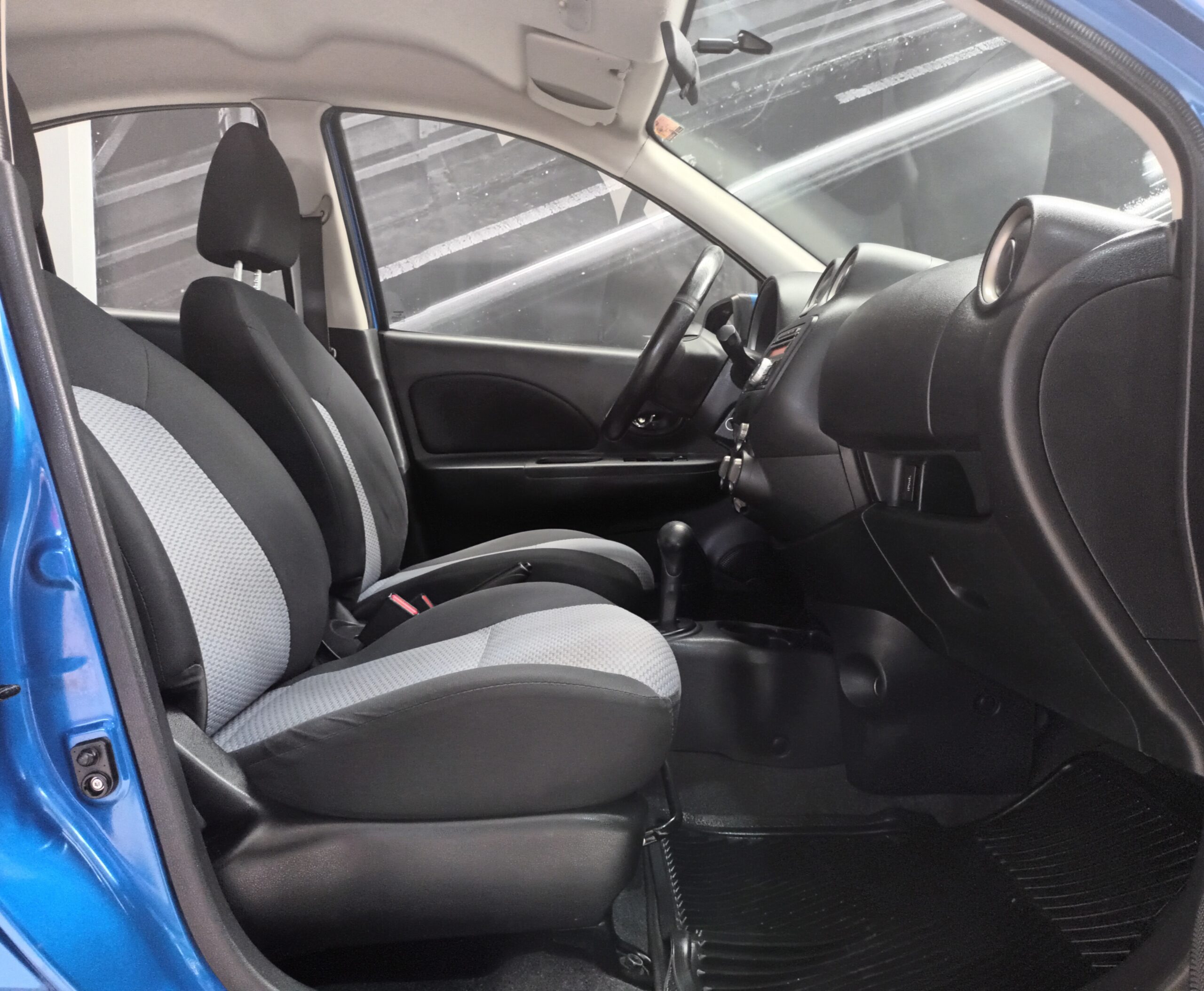 NISSAN MARCH ADVANCE 2013