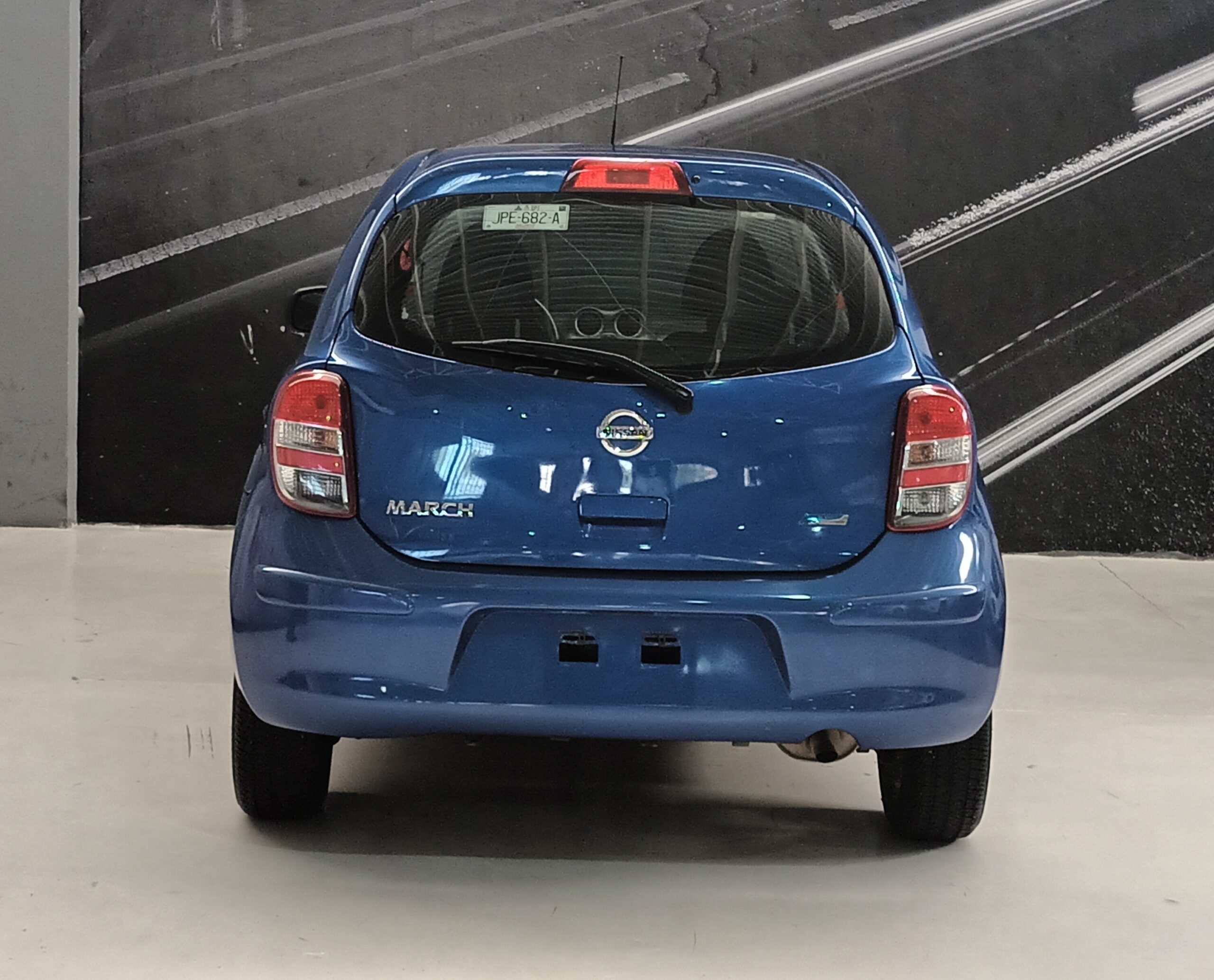 NISSAN MARCH ADVANCE 2013