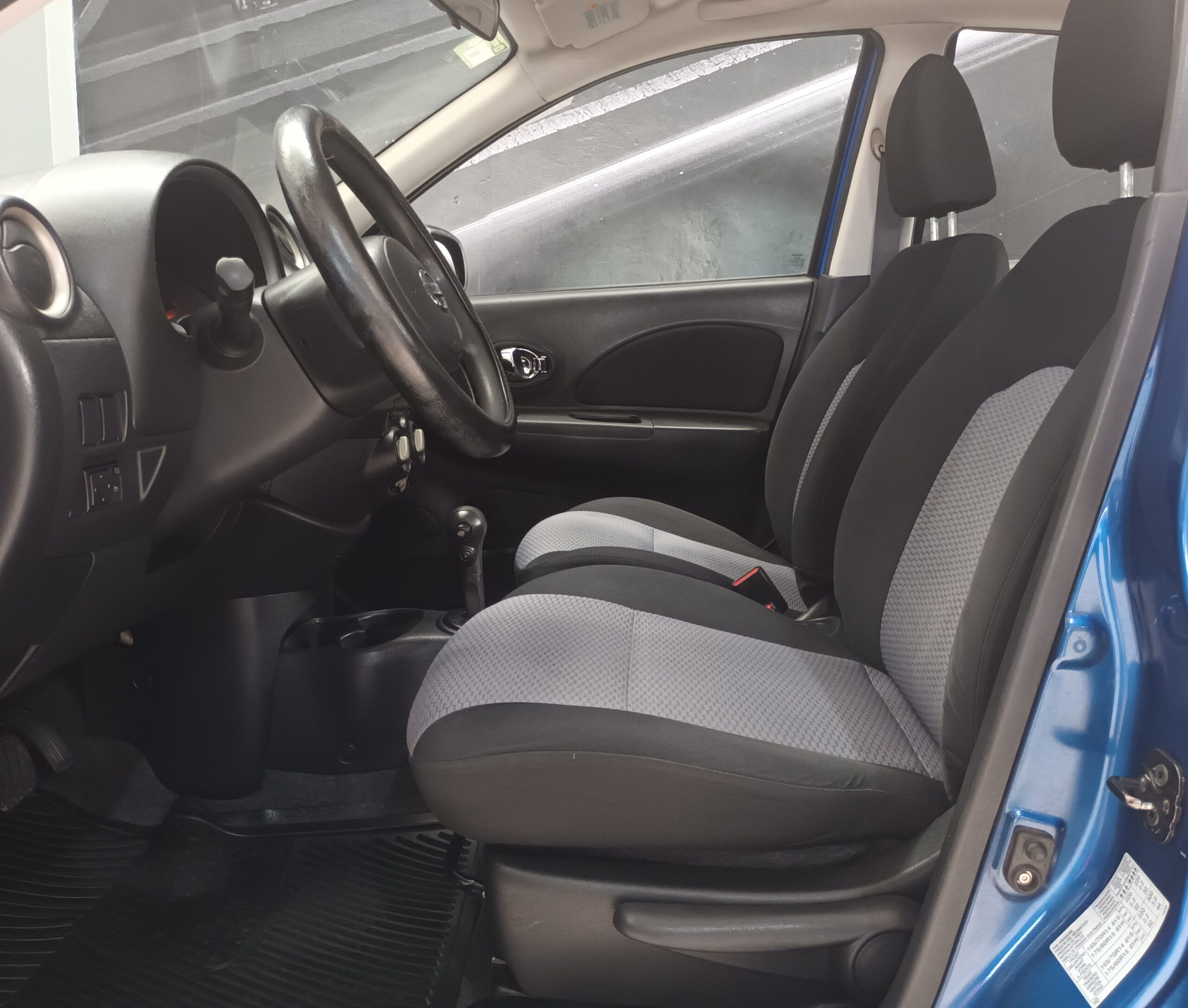 NISSAN MARCH ADVANCE 2013