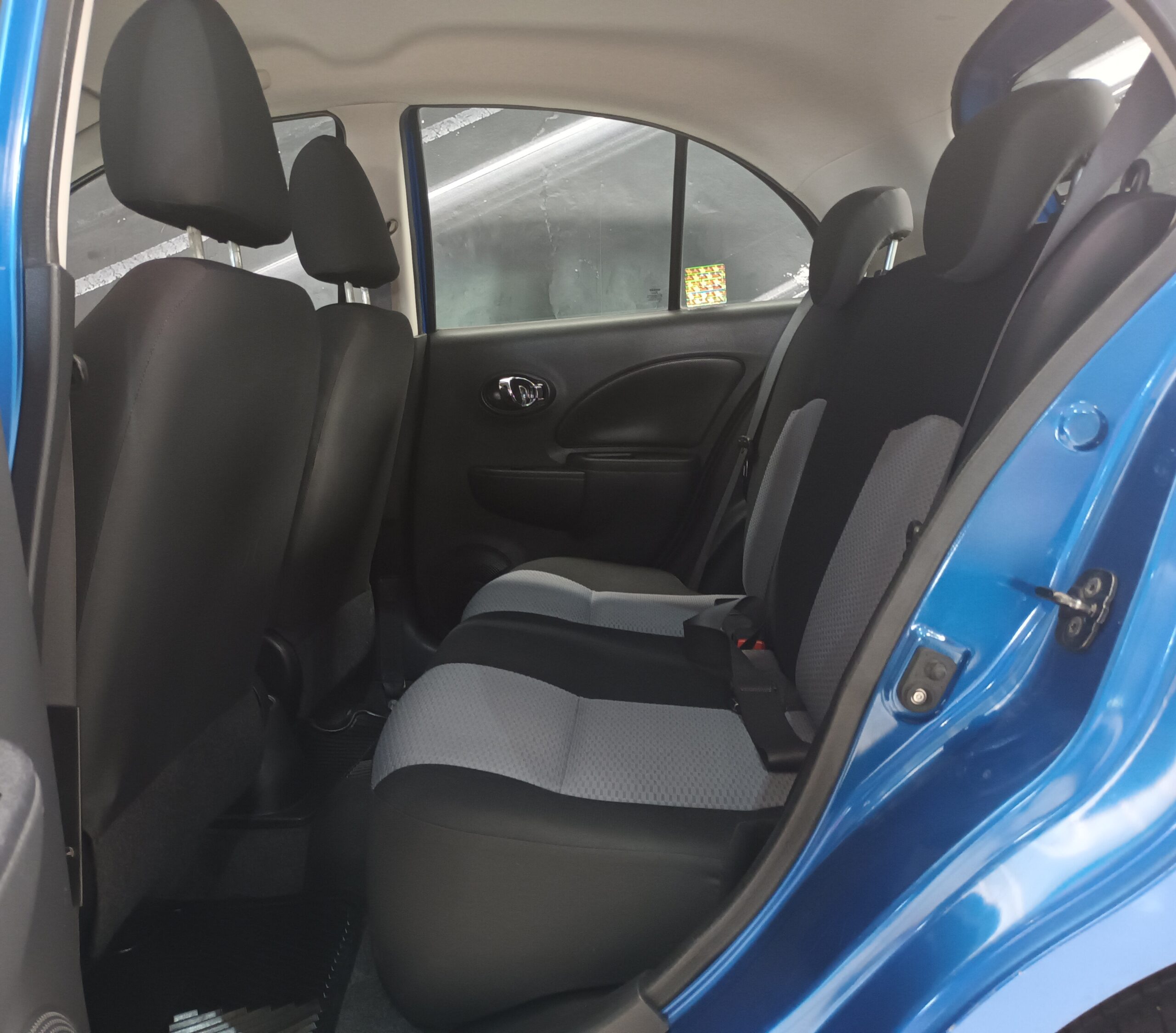 NISSAN MARCH ADVANCE 2013