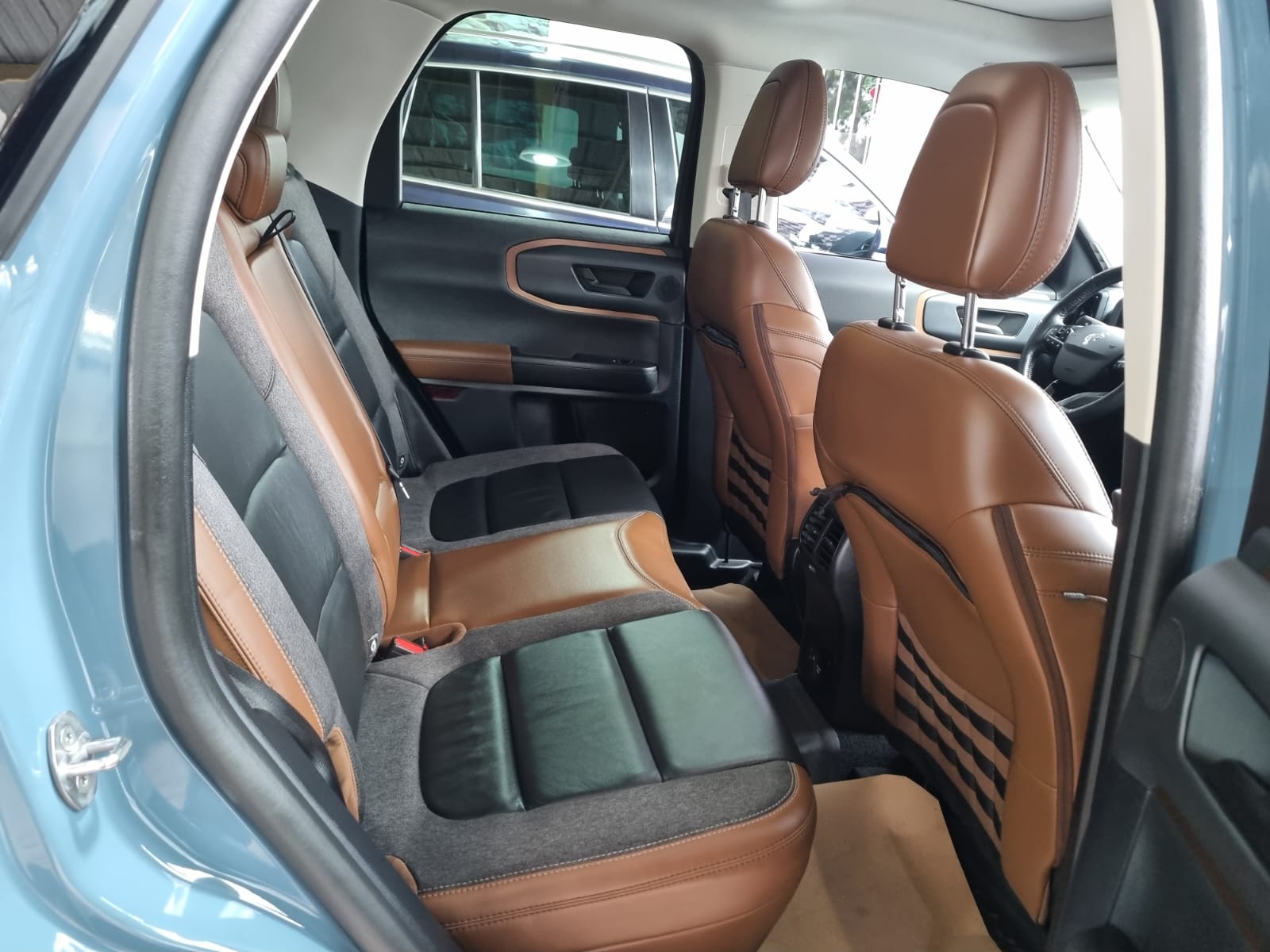 FORD BRONCO 2023 SPORT OUTER BANKS