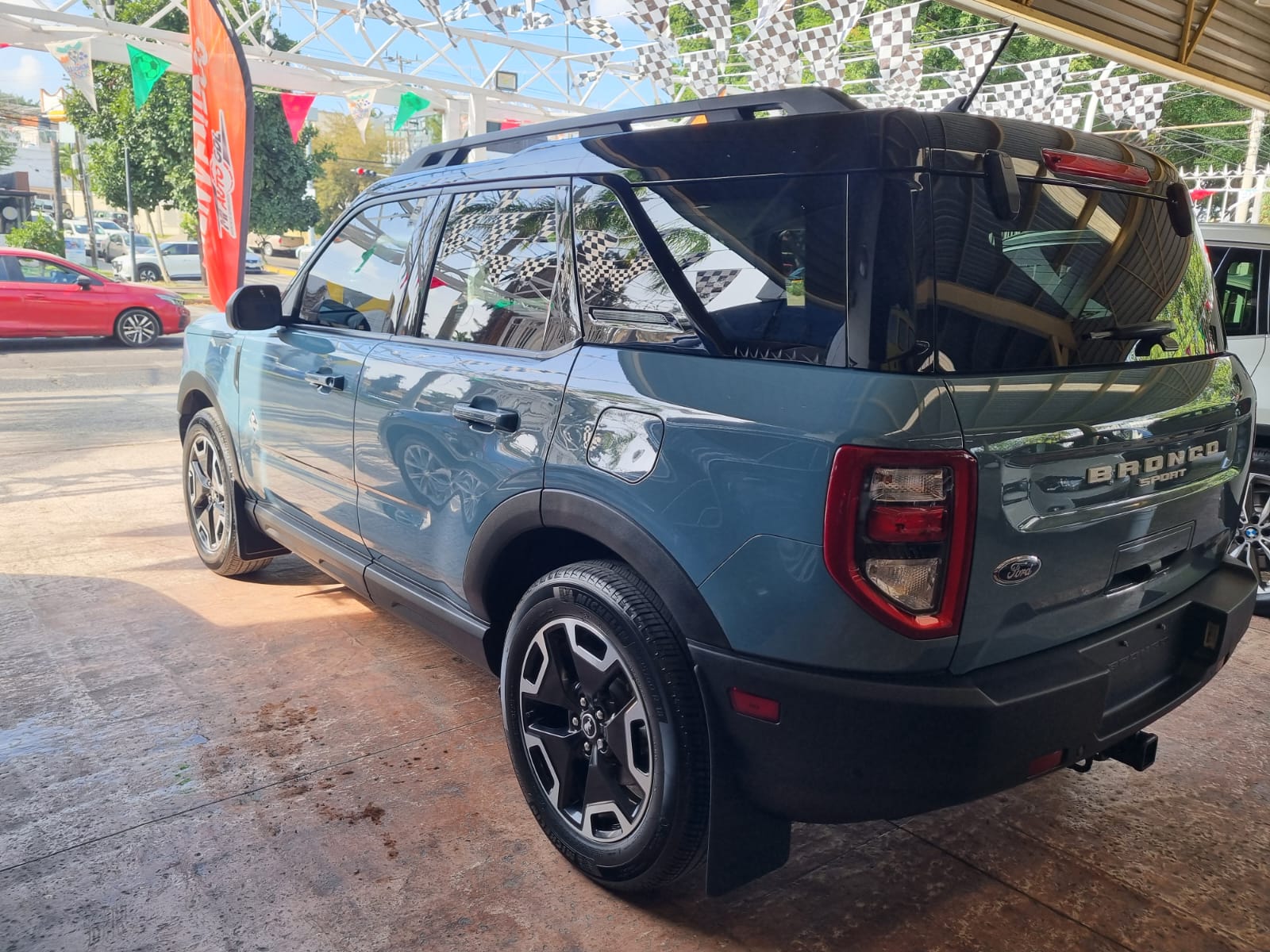 FORD BRONCO 2023 SPORT OUTER BANKS